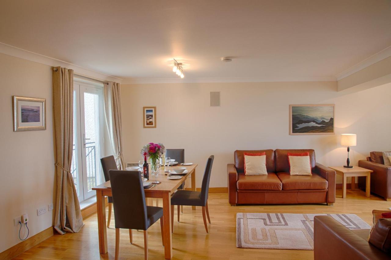 Links Apartment Brora Eksteriør bilde